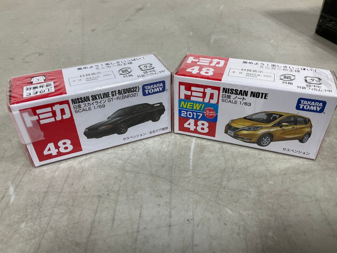 Tomy 1:59 Nissan Skyline GT-R and 1:63 Nissan Note diecast collectibles*new in box*: Tomy 1:59 Nissan Skyline GT-R and 1:63 Nissan Note diecast collectibles*new in box*
