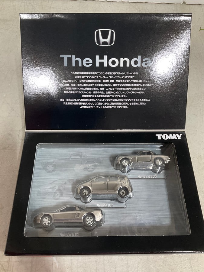 Tomica Honda miniature diecast car collection set*new in box*: Tomica Honda miniature diecast car collection set*new in box*
