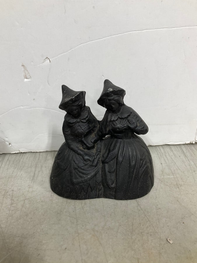 Vintage cast iron witch bell: Vintage cast iron witch bell