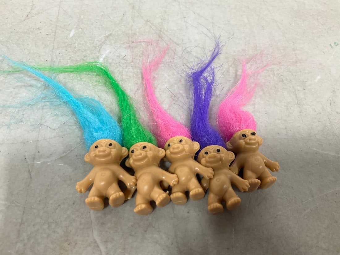 Vintage Mini Troll Figurines (1 of 1)