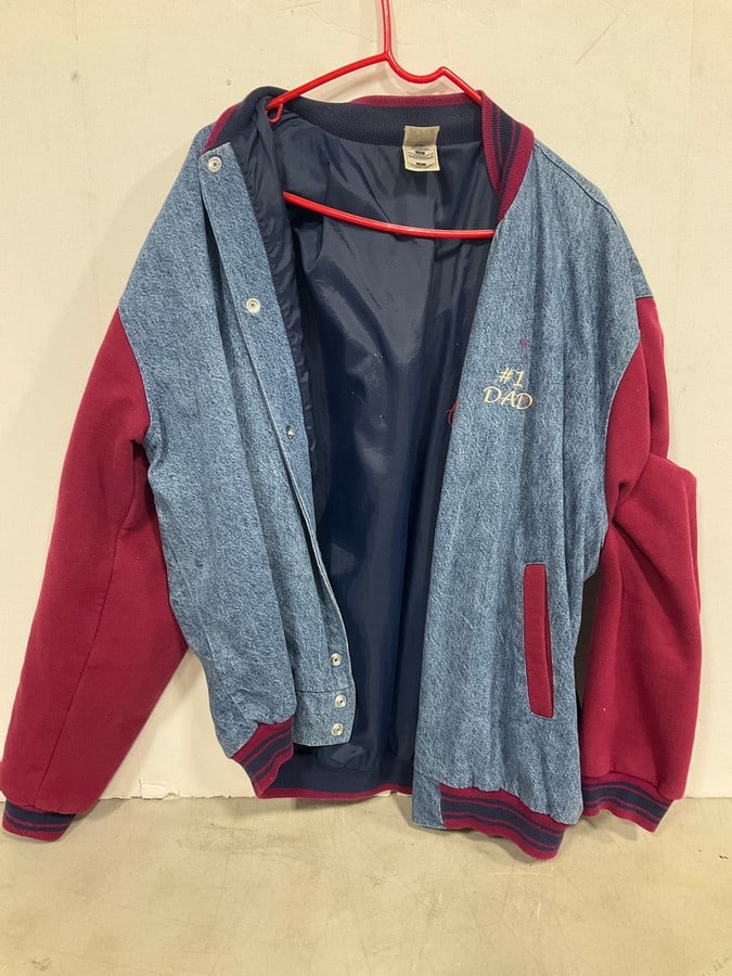 #1 Dad sweater(size XL) (1 of 1)