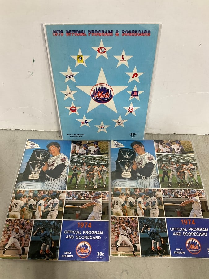 Various 1970s Mets Programs (1 of 1)