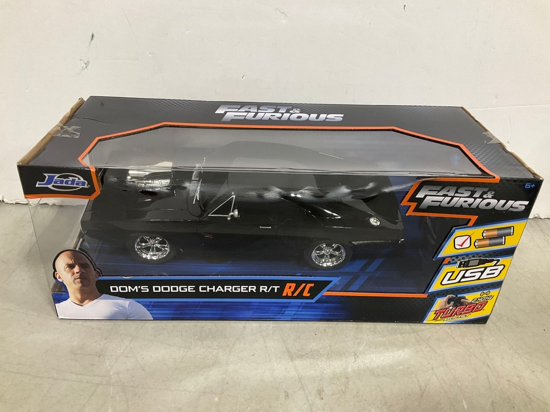 Fast and Furious Doms Dodge Charger R/T Remote Control Car *new in box* (1 of 1)