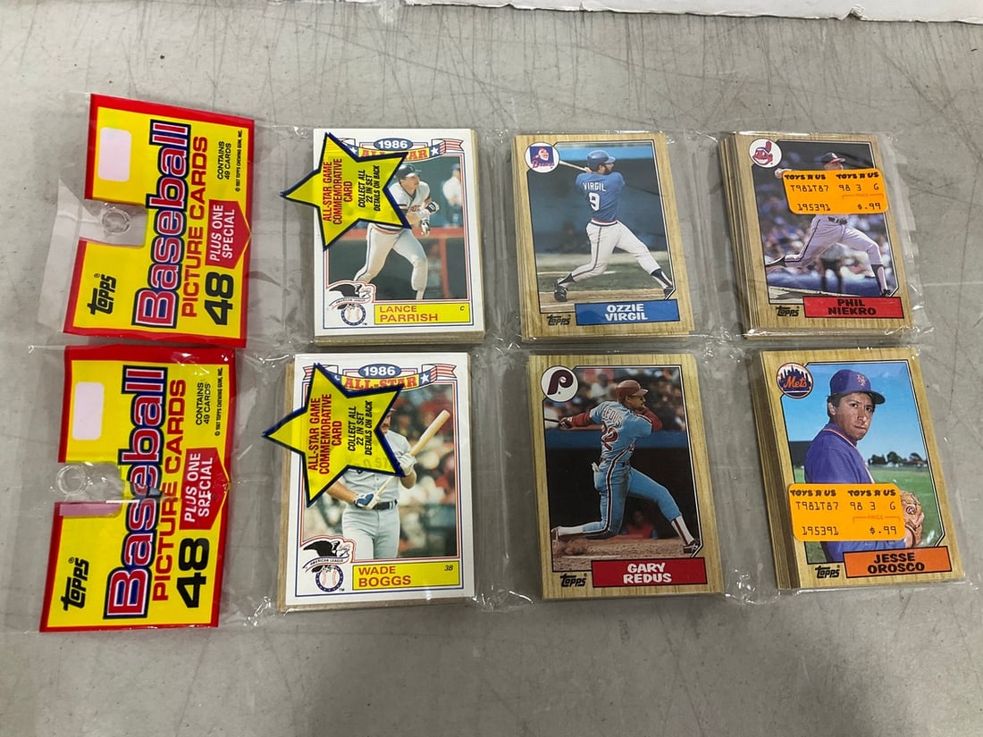 Topps Baseball Cards *SEALED* (1 of 1)