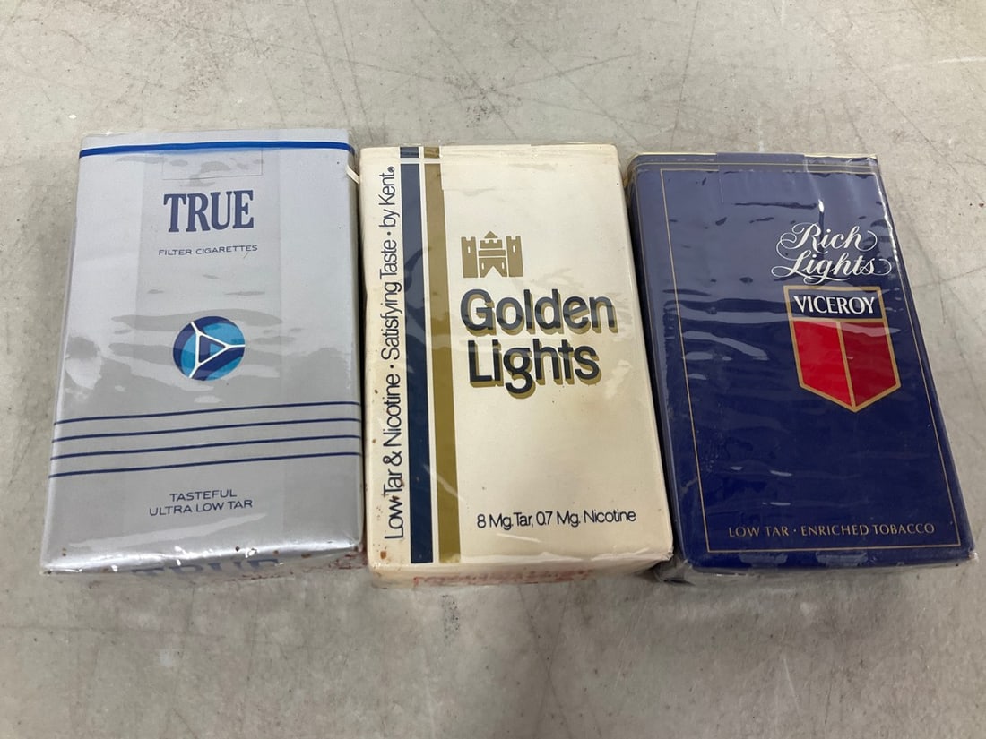 Vintage Tobbaco Packs - True, Golden Lights, etc (sealed, 3 packs total): Vintage Tobbaco Packs - True, Golden Lights, etc (sealed, 3 packs total)