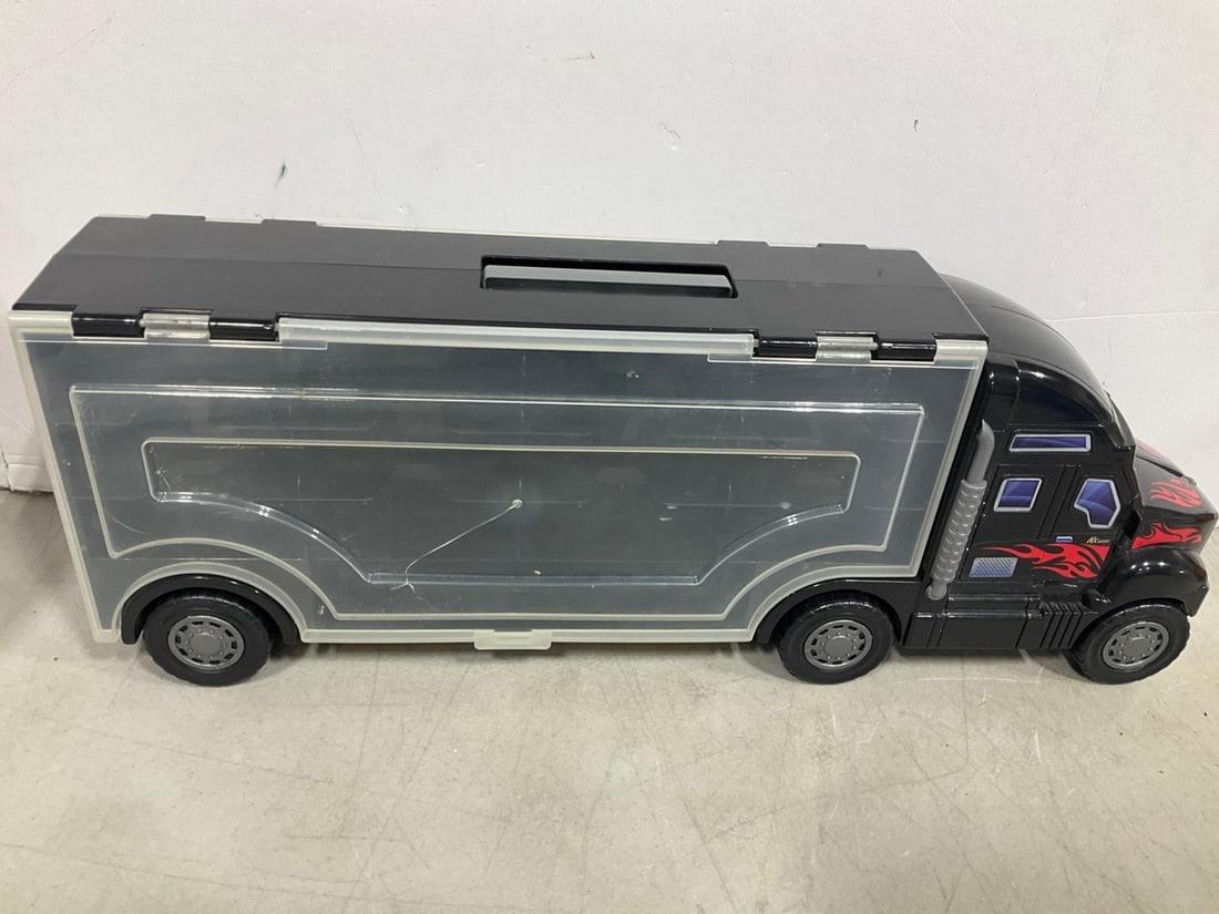 Empty Truck Car Carrier (1 of 1)