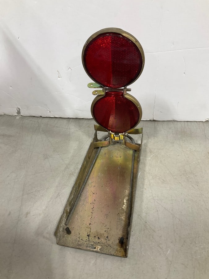 Vari Flare emergency road reflector: Vari Flare emergency road reflector