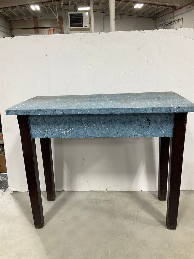 Small wooden table(28in.x13in.x23.5in.) (1 of 1)