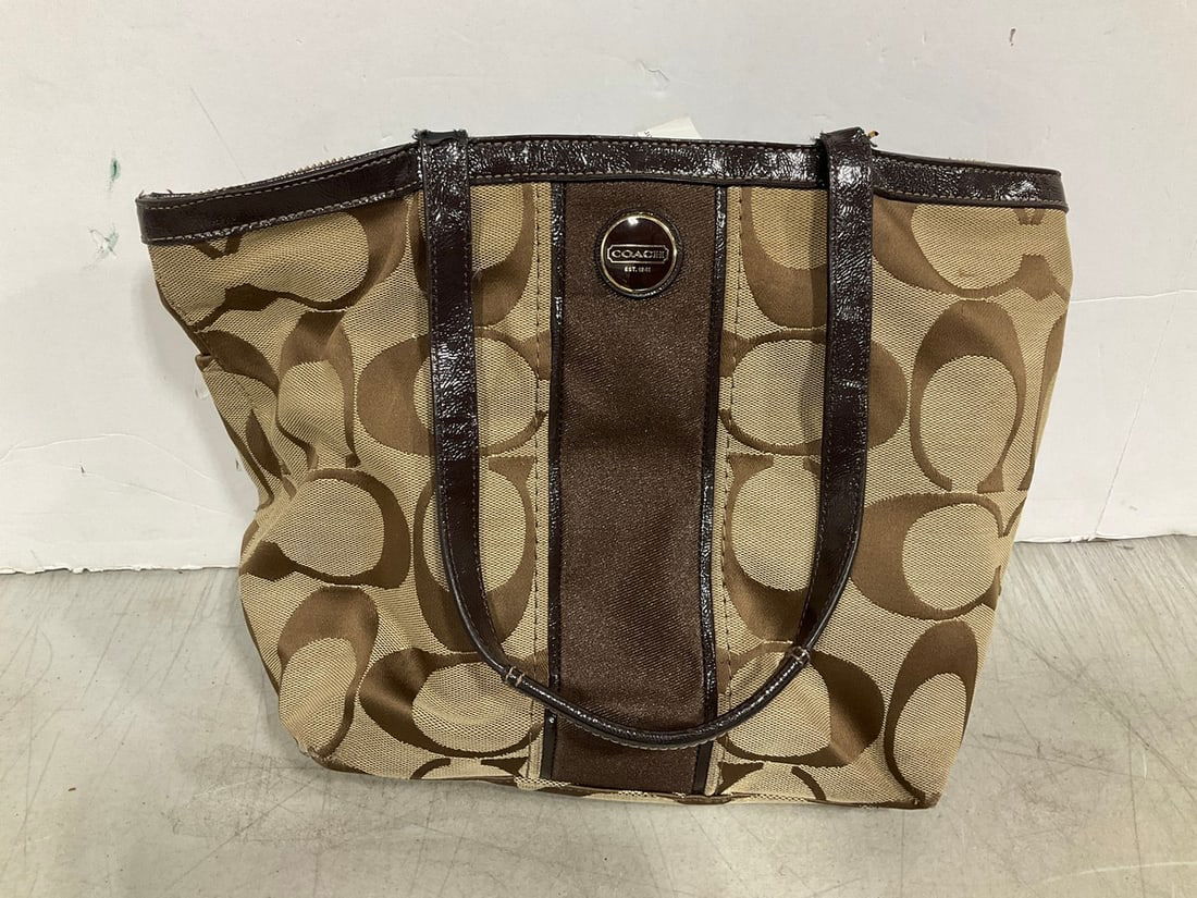 Coach handbag (1 of 1)