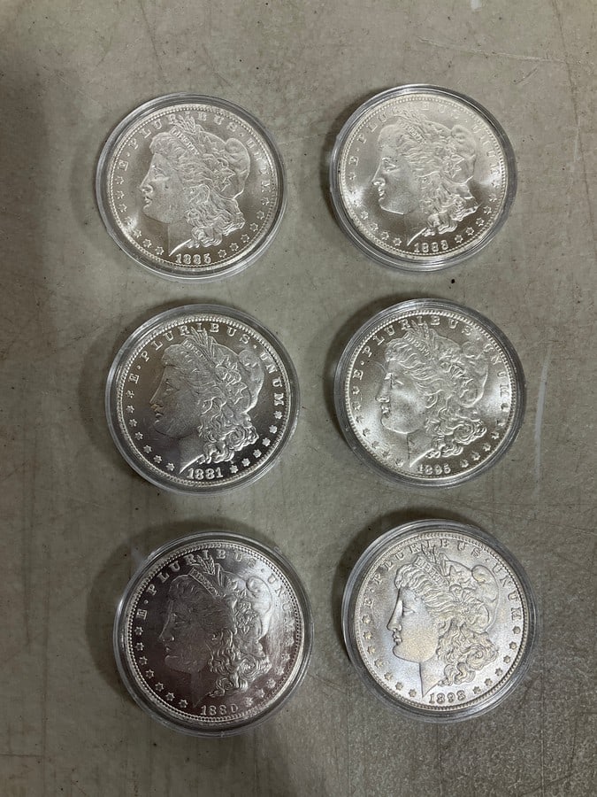 Replica coins: Replica coins