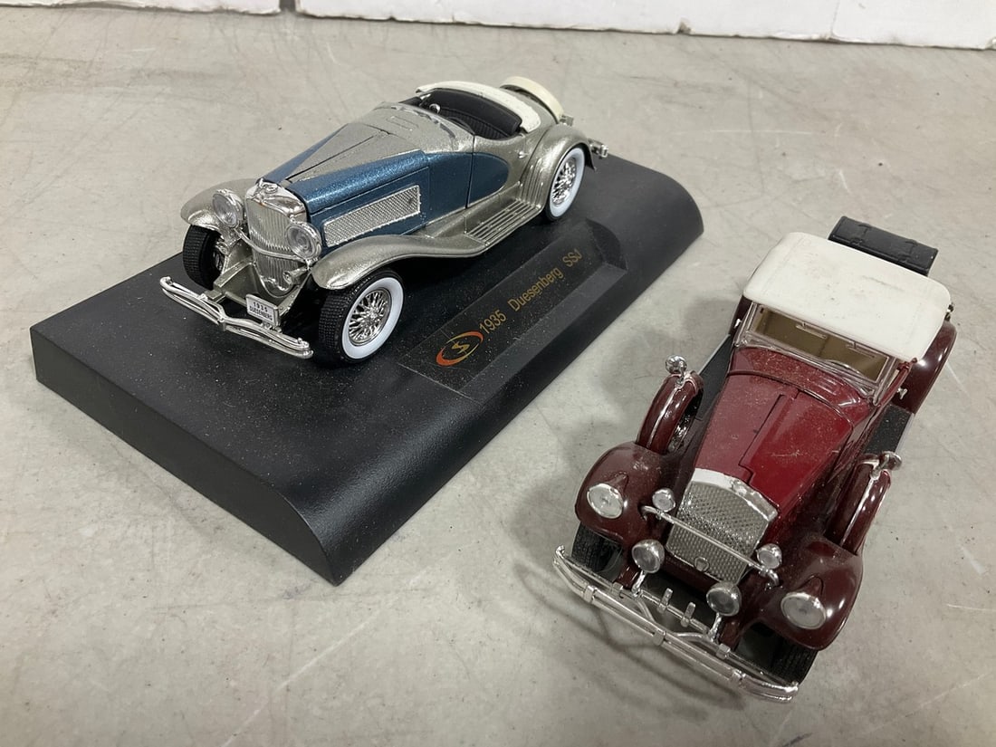 1900s Model Cars (Pierce and Duesenberg) (1 of 1)