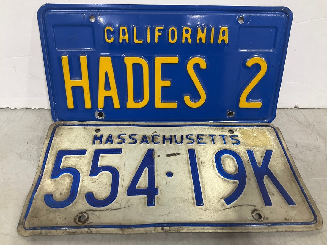 Vintage License Plates (1 of 1)