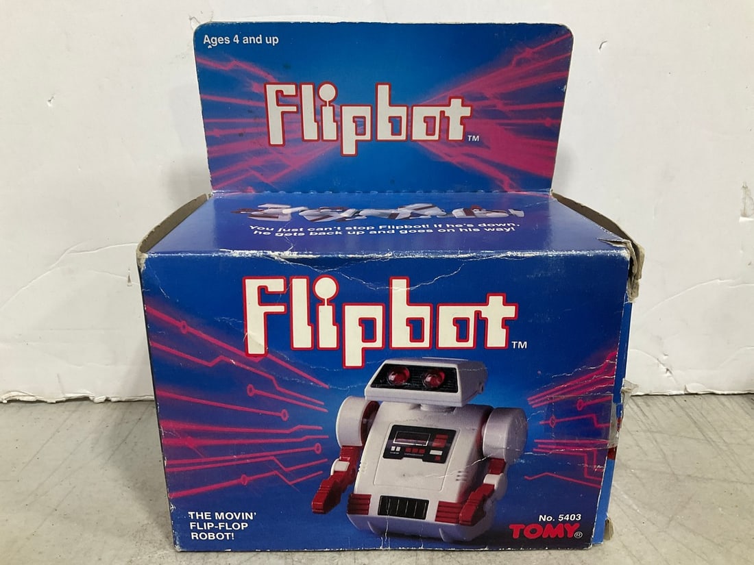 Flipbot moving FlipFlop Robot *in box*: Flipbot moving FlipFlop Robot *in box*