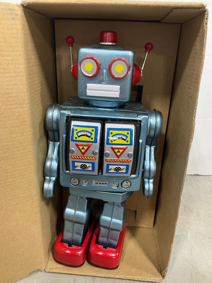 Vintage Robot 2000 Toy *in box* (1 of 1)