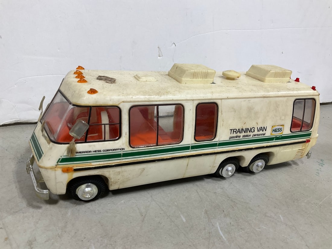 Vintage Hess Training Van: Vintage Hess Training Van
