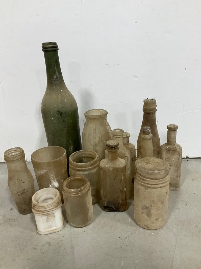 Vintage Bottles (13.5in Tallest): Vintage Bottles (13.5in Tallest)