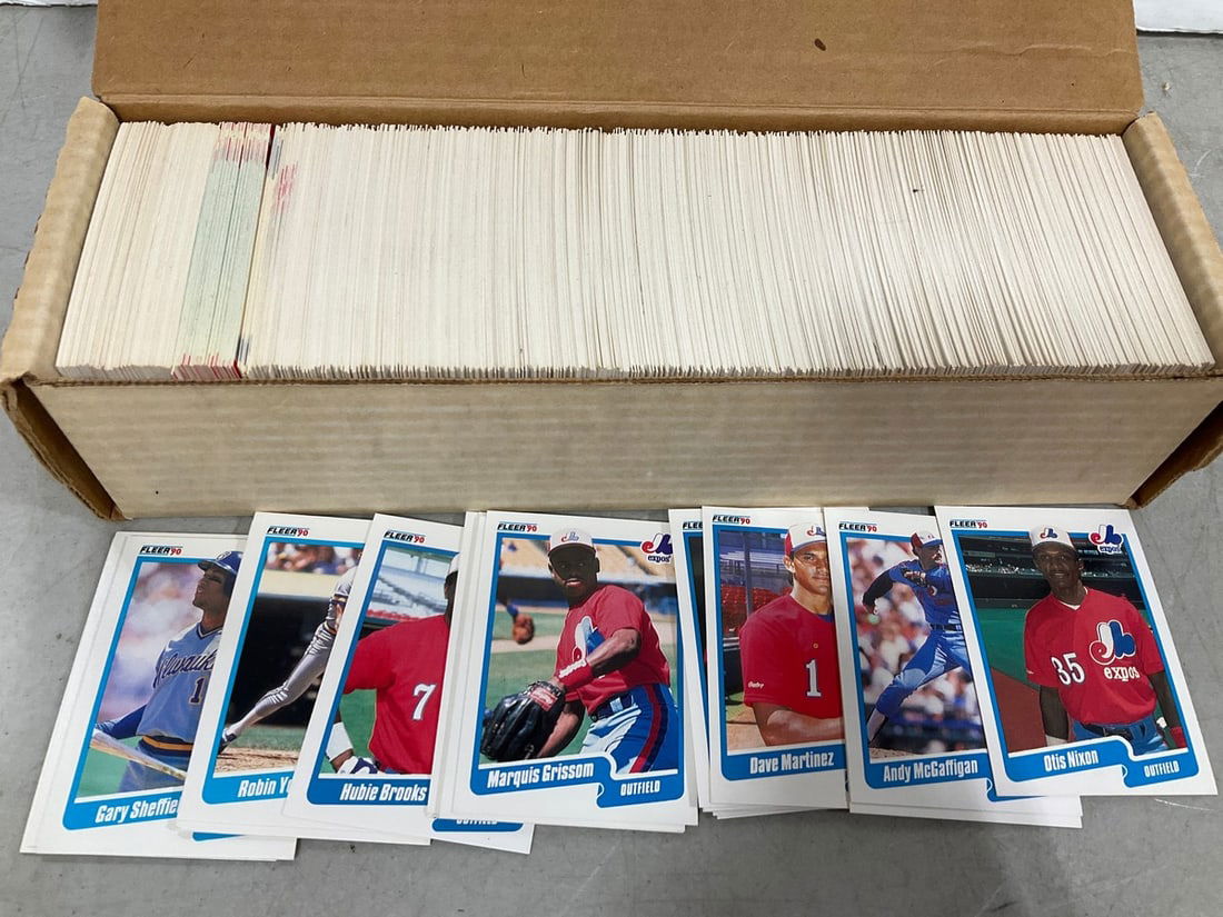 Various 1990 Baseball Cards (1 of 1)
