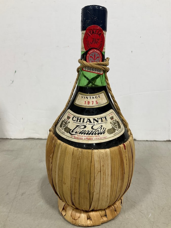 Chianti Bucalossi Liquor - 12% (1 Quart) *SEALED* (1 of 1)