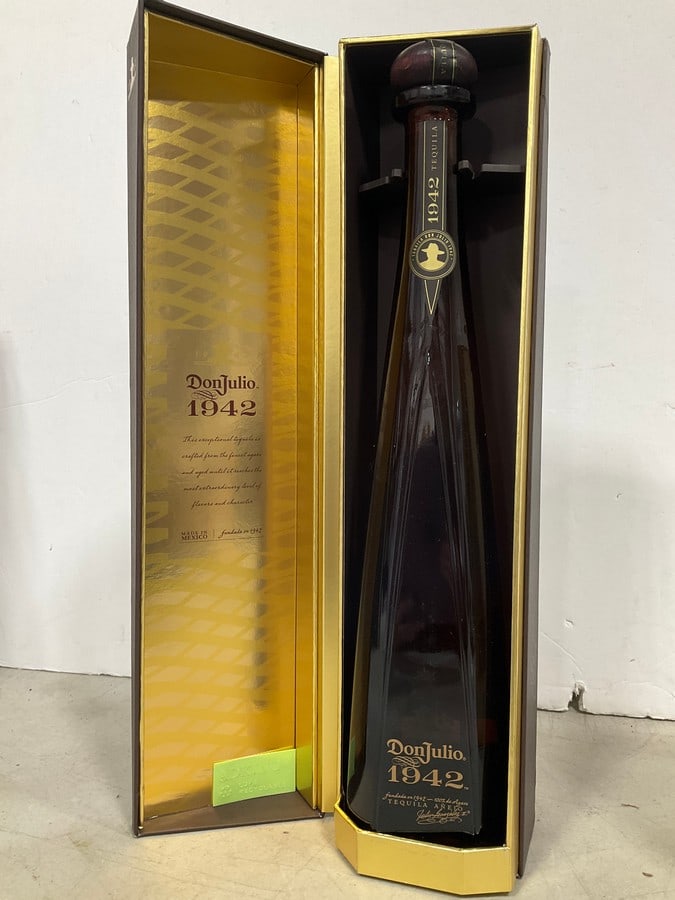Don Julio Tequila Anejo - 40% (750ml) *SEALED*: Don Julio Tequila Anejo - 40% (750ml) *SEALED*