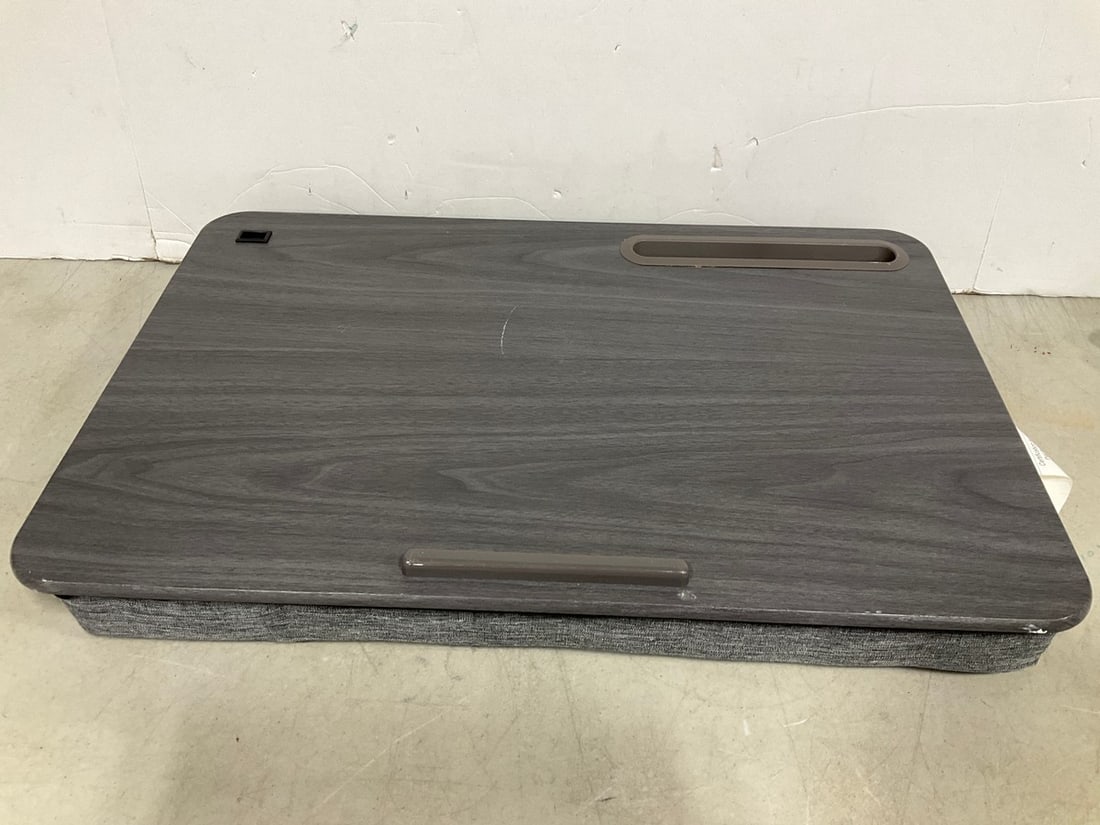 Lap Gear Tray Table: Lap Gear Tray Table