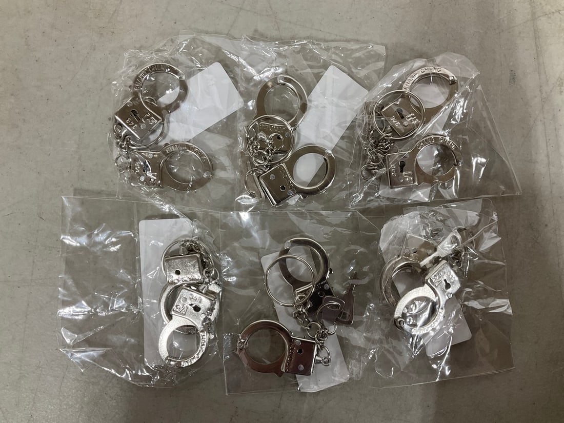 Lot of mini handcuff key rings with keys*new in package-6 total*: Lot of mini handcuff key rings with keys*new in package-6 total*