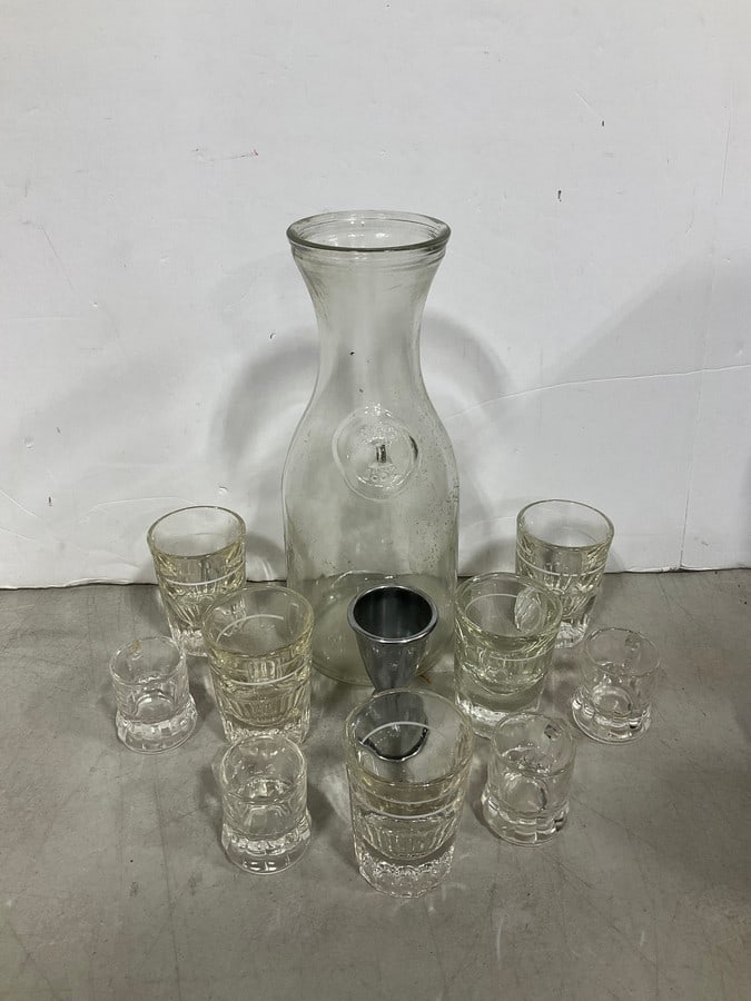 Vintage shot whiskey glasses-Paul Masson wine carafe(9.75in.tall): Vintage shot whiskey glasses-Paul Masson wine carafe(9.75in.tall)