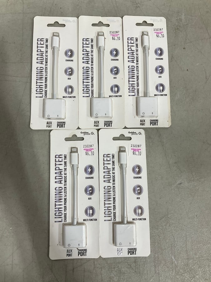 Lightning Adapter cables*new in package*: Lightning Adapter cables*new in package*