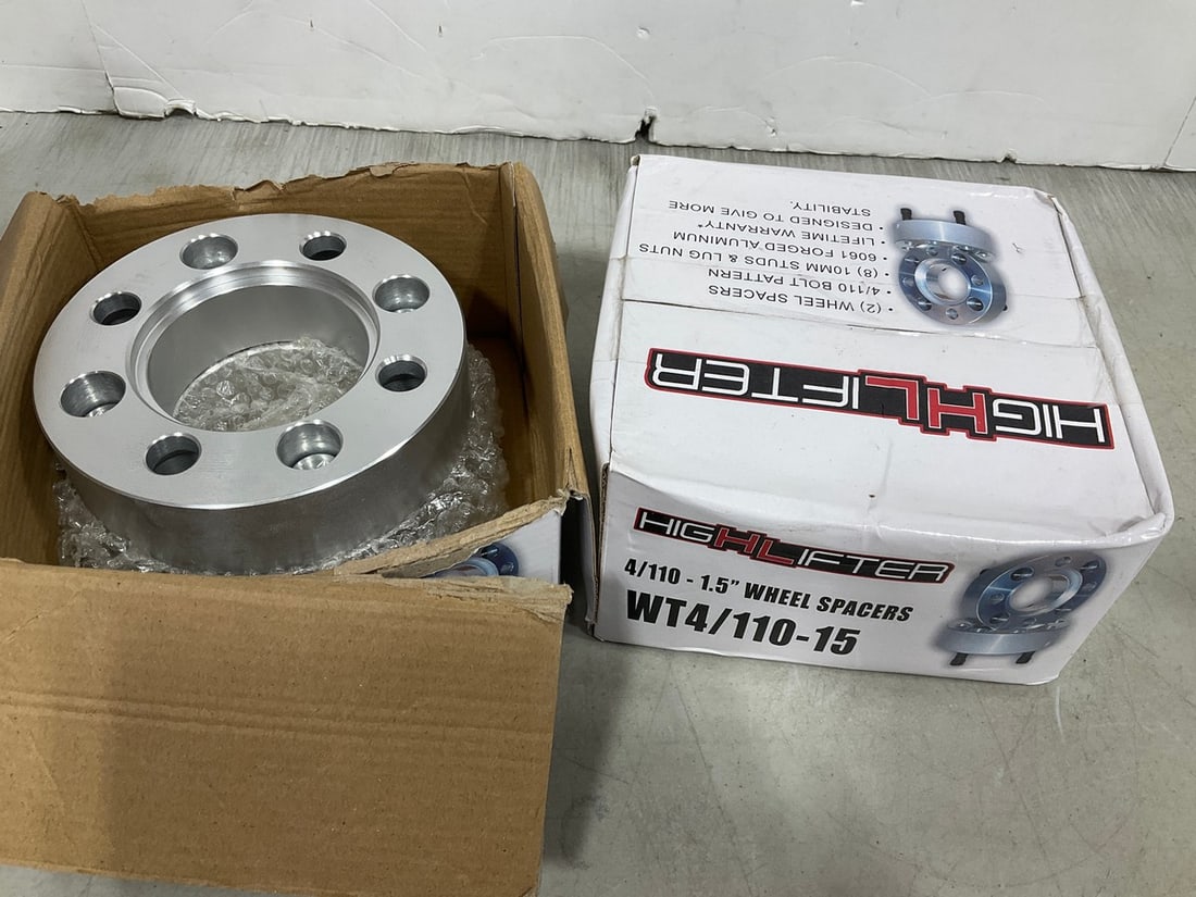 HIgh Lifter 4/110-1.5'' wheel spacers (1 of 1)