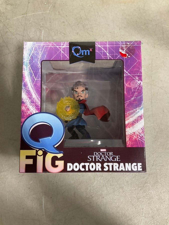 Doctor Strange collectible figure*new in box* (1 of 1)