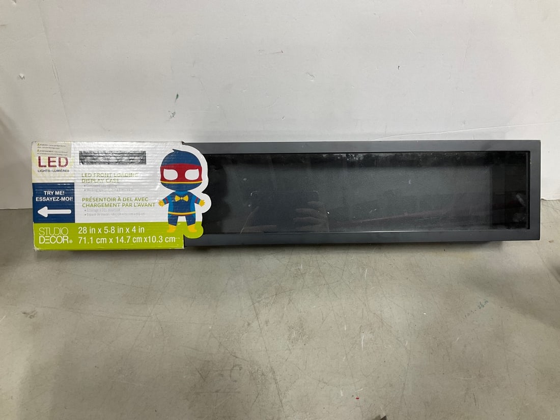 LED front loading display case(28in.x5.8in.x4in.)*new in package*: LED front loading display case(28in.x5.8in.x4in.)*new in package*