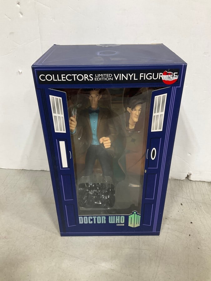 Doctor Who limited edition vinyl figure*new in box*: Doctor Who limited edition vinyl figure*new in box*