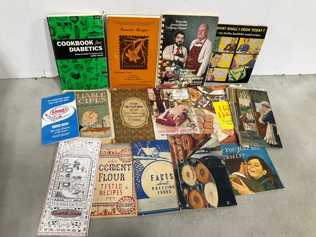Vintage Cookbooks: Vintage Cookbooks