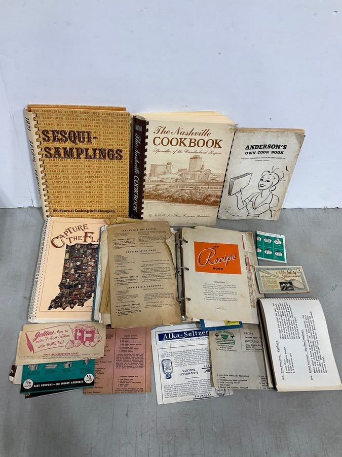 Vintage Cookbooks: Vintage Cookbooks