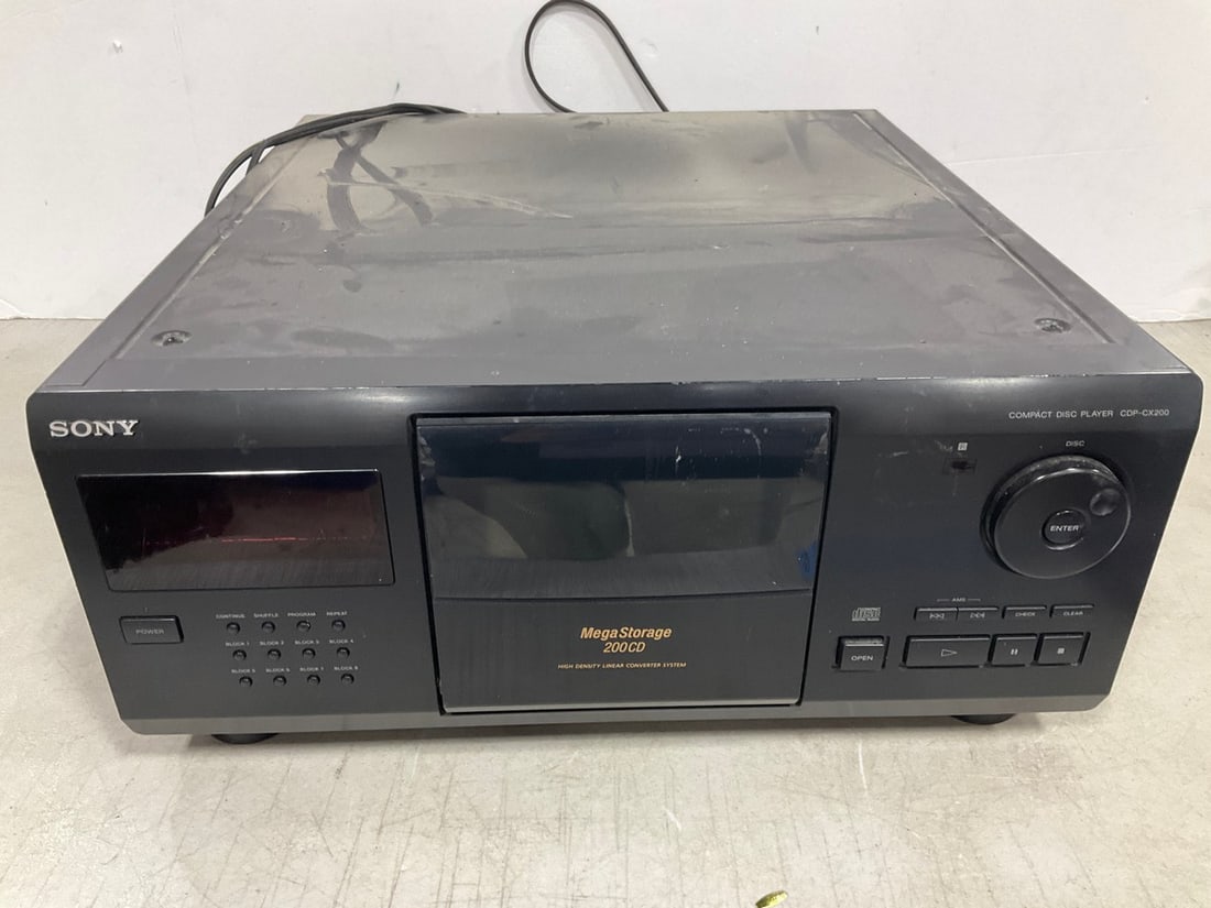 Sony Compact Disc Player (CDP-CX200) (1 of 1)