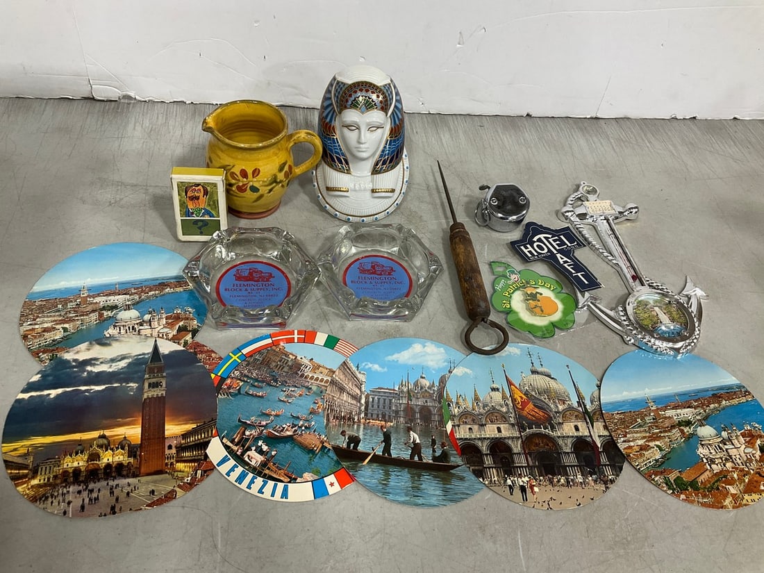 Various Ash Trays, Coasters, Trinkets, and more: Various Ash Trays, Coasters, Trinkets, and more
