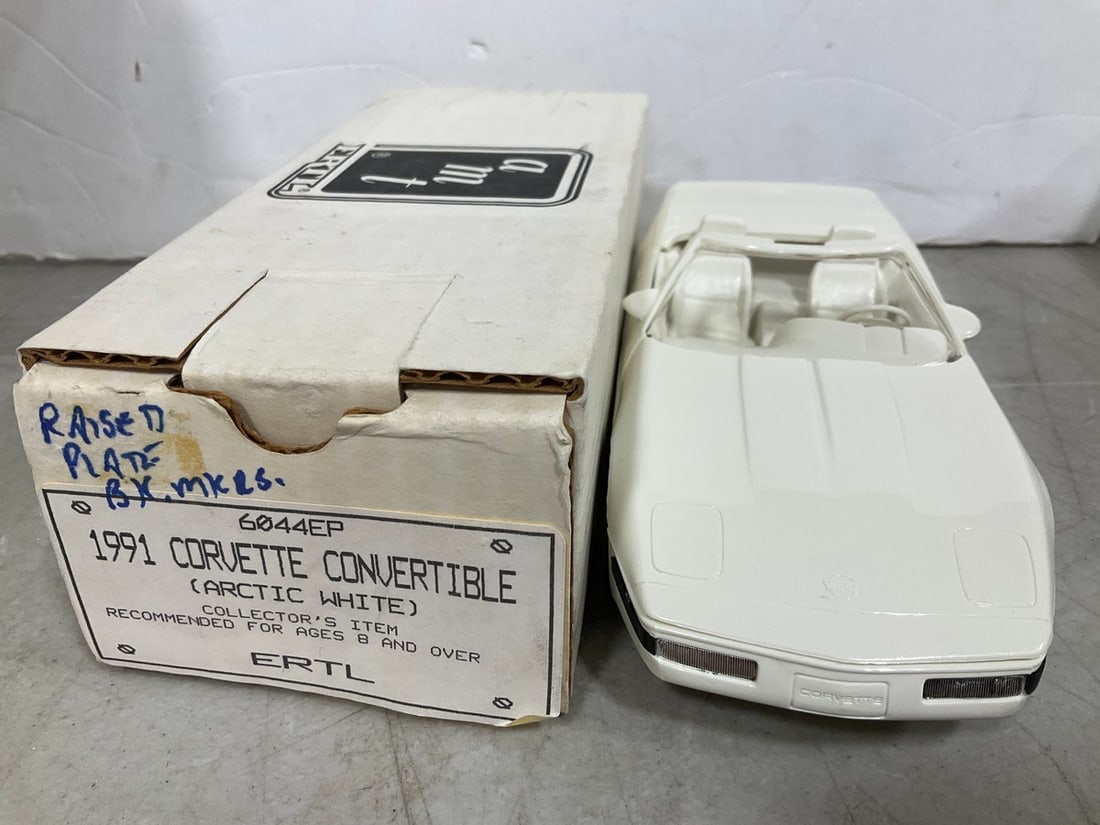 1991 Corvette Convertible Diecast Model Collectible (1 of 1)