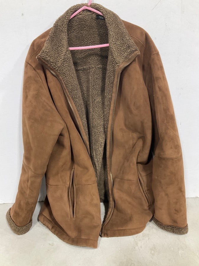Vintage zip up suede jacket(size N/A): Vintage zip up suede jacket(size N/A)