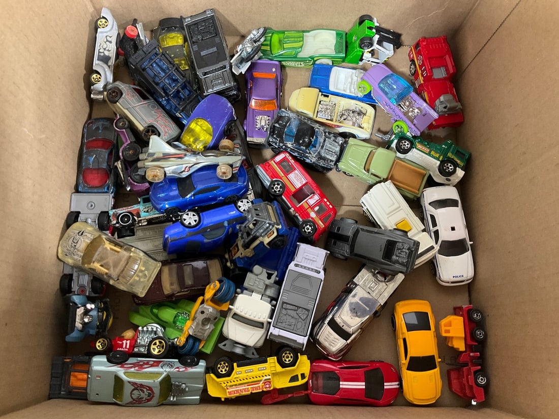 Lot of toy cars(HotWheels and more) (1 of 1)