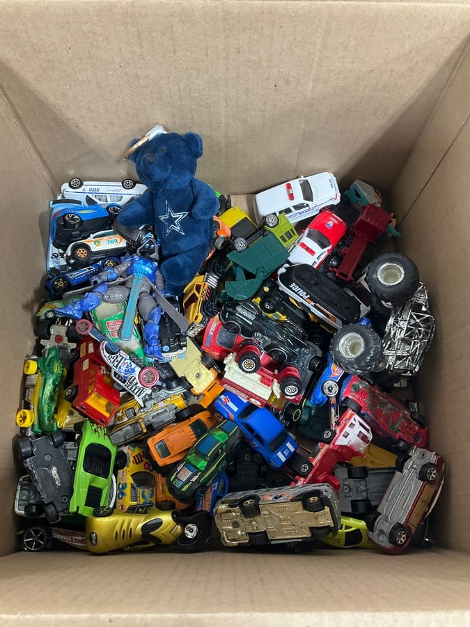 Lot of toy cars(HotWheels and more) (1 of 1)