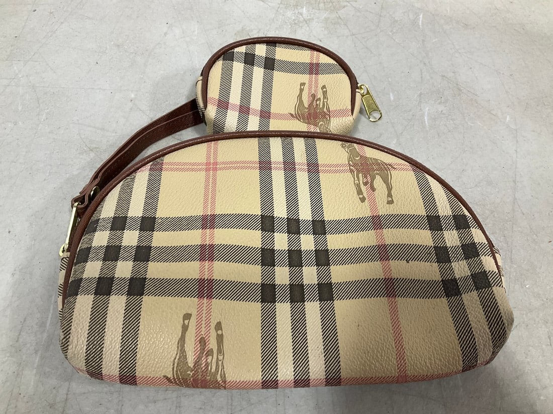 Burberry Leather Bags (1 of 1)