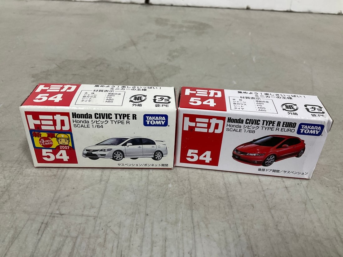 Tomy 1:64 Honda Civic Type R and 1:68 Honda Civic Type R Diecast Collectibles *new in boxes*: Tomy 1:64 Honda Civic Type R and 1:68 Honda Civic Type R Diecast Collectibles *new in boxes*