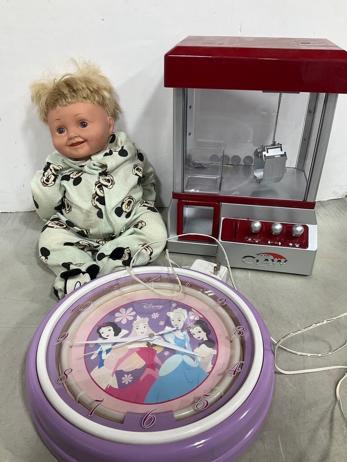 The Claw Machine, Disney Clock, and more: The Claw Machine, Disney Clock, and more