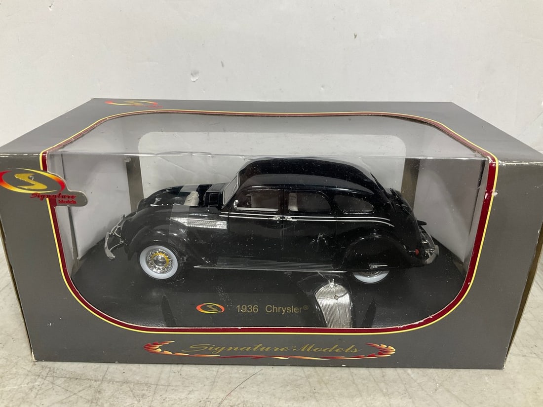 Signature Models 1936 Chrysler Airflow - needs repair *new in box* (1 of 1)