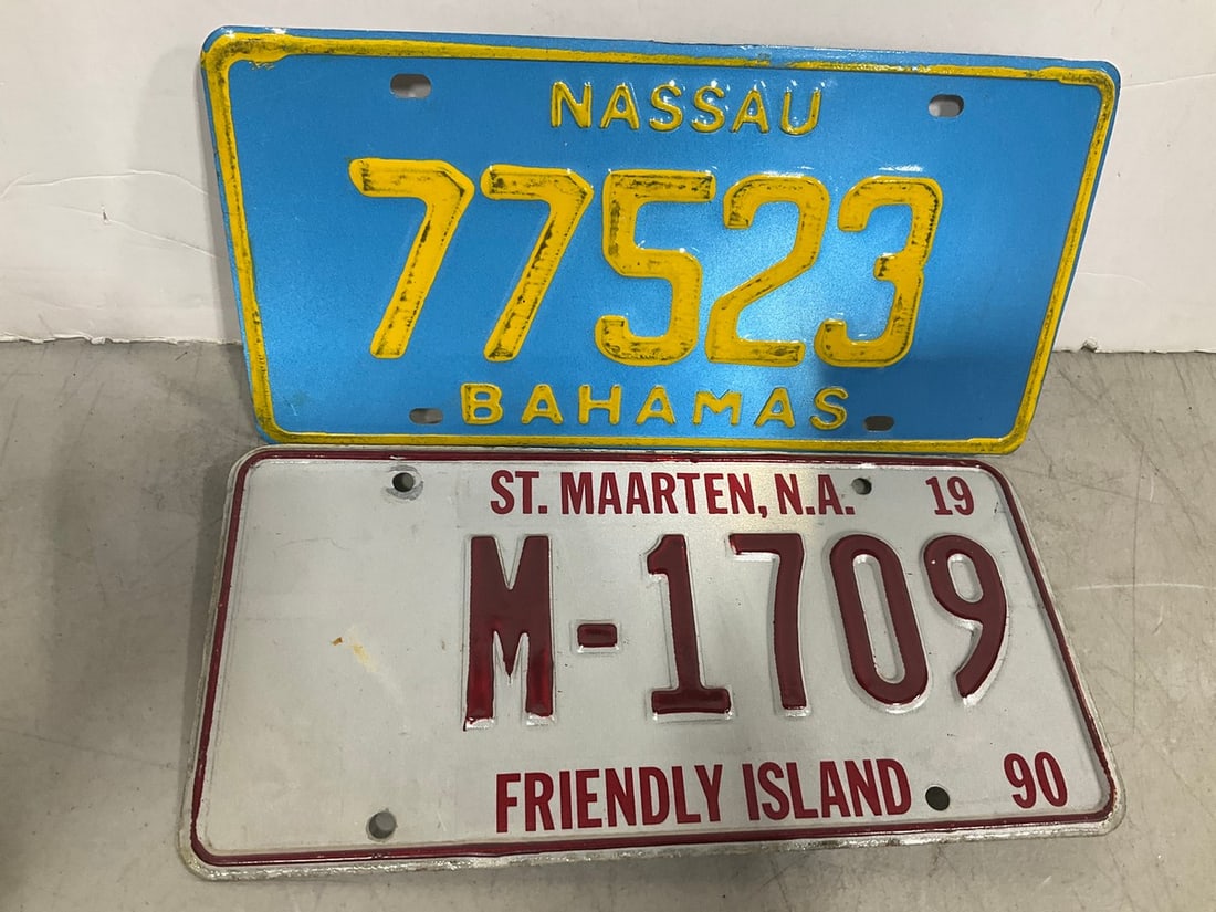Vintage License Plates (1 of 1)