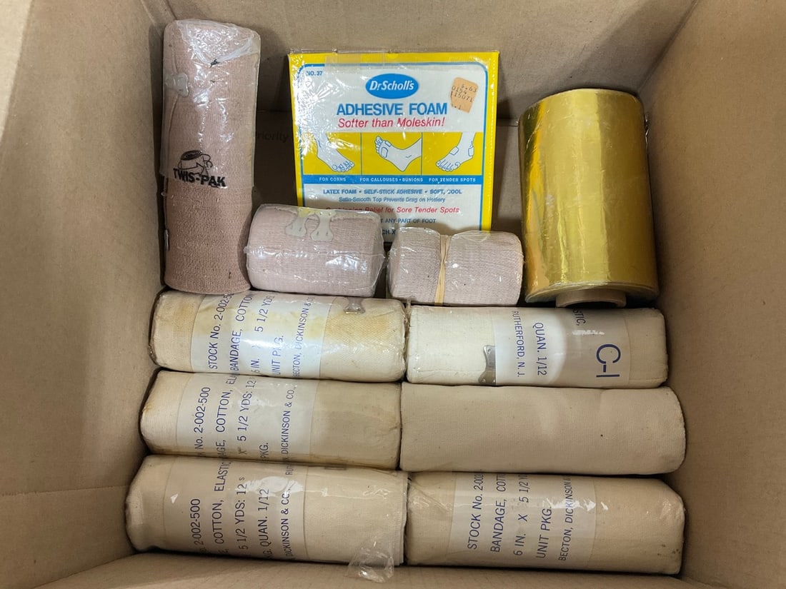 Medical bandages and more (1 of 1)