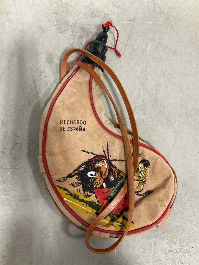 1960's wine pouch: 1960's wine pouch
