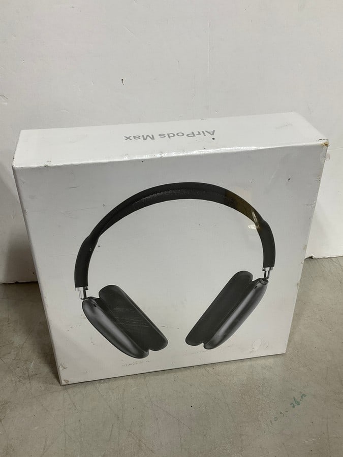 Airpods Max headphones*sealed*: Airpods Max headphones*sealed*
