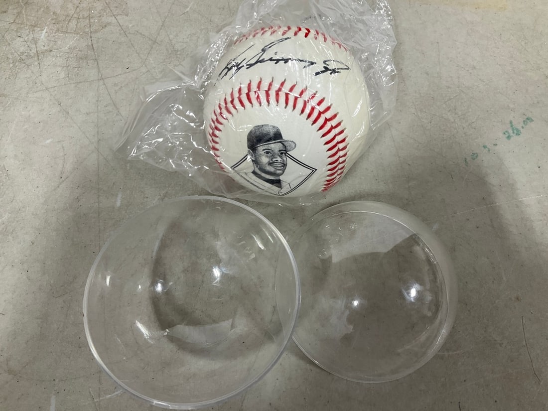 Collectible Ken Griffey baseball with replica signature: Collectible Ken Griffey baseball with replica signature