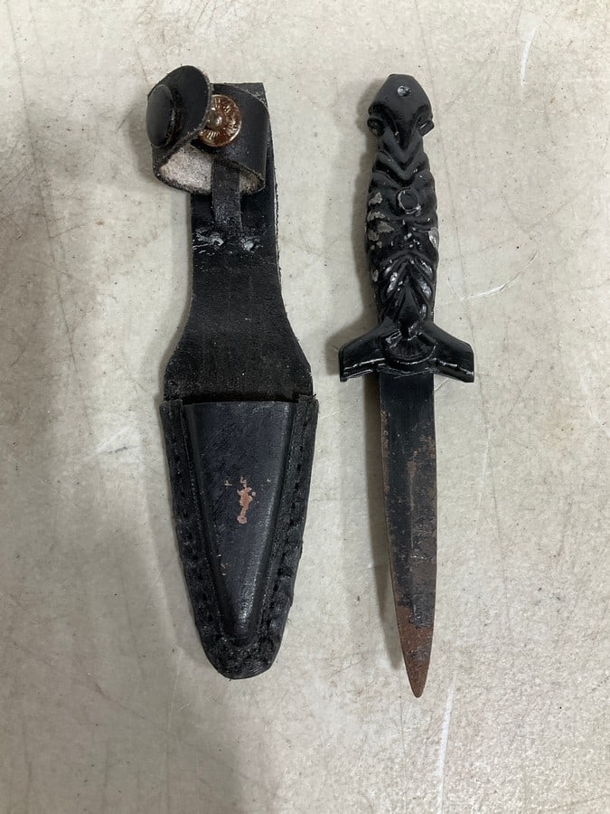 Vintage widows dagger (3in.blade): Vintage widows dagger (3in.blade)