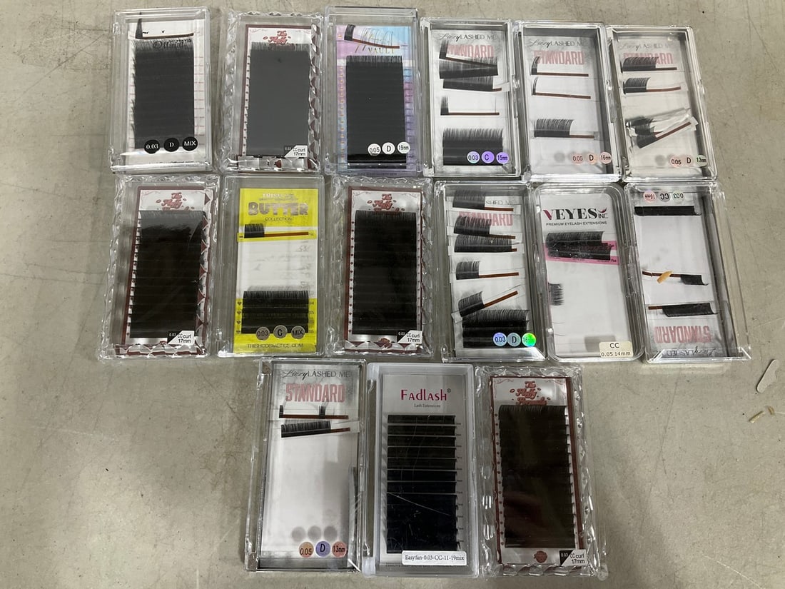 Various eyelashes: Various eyelashes